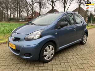 Toyota Aygo 1.0-12V Access 5 Deurs Airco 61.842 km NAP ZEER MOOI