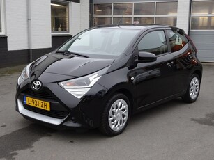 Toyota Aygo 1.0 VVT-i x-play Airco, achteruitrij camera