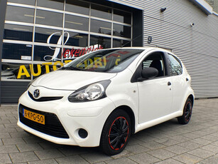 Toyota Aygo 5Drs - 1.0 VVT-i Access - Apple CarPlay / Navigatie I Stuurbekrachtiging I Nwe APK 11-2025