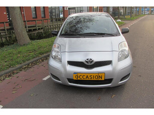 Toyota Yaris 1.0 VVTi Acces