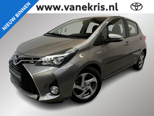 Toyota Yaris 1.5 Hybrid Lease , Stootlijsten, Navi