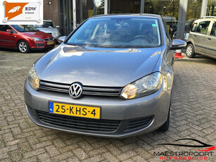 Volkswagen Golf 1.6 Comfortline BiFuel