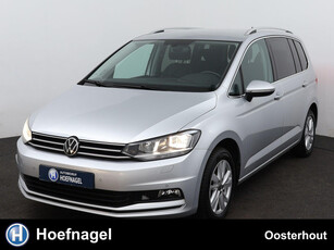 Volkswagen Touran 1.5 TSI Highline Automaat | Stoelverwarming | Adaptive Cruise Control | Parkeersensoren | Apple CarPlay