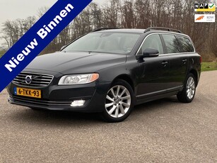 Volvo V70 1.6 T4 Nordic+ / Airco / Navi / Leder / CC / LMV