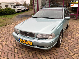 Volvo V70 2.5-20V 219500 KM.