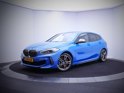 BMW 1-SERIE M135iA X-dr. High Executive Edition HARMAN KARDON/HUD/MEMORY/FULL LED