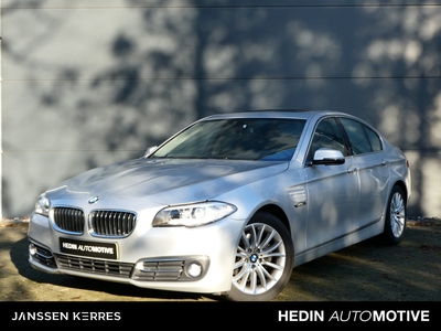 BMW 5-SERIE 520i Luxury Edition Navi met HDD / Schuifkanteldak / Elektrische achterklep