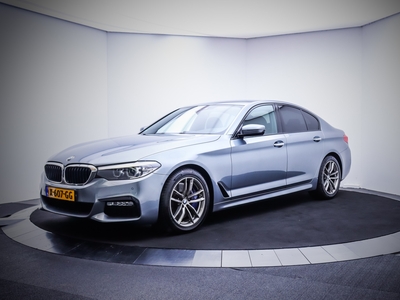 BMW 5-SERIE 540iA M-SPORT High Executive FULL LED/NAVI/DAKOTA LEDER/STOELVERW. V+A/CAMERA/HI FI SYSTEEM/COMF.ZETELS/PDC V+A/LMV