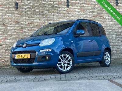 Fiat Panda 0.9 TwinAir Lounge 5 zitplaatsen!