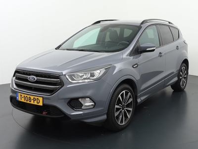 Ford Kuga Benzine