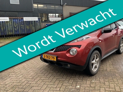 NISSAN JUKE 1.6 Connect Navi Clima Trekhaak 1250kg Cruise Hoge instap