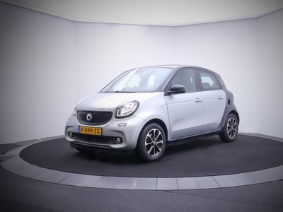 SMART FORFOUR electric drive prime NAVI/LEDER/STOELVERW./LED DAGRIJVERLICHTING/PDC/LMV