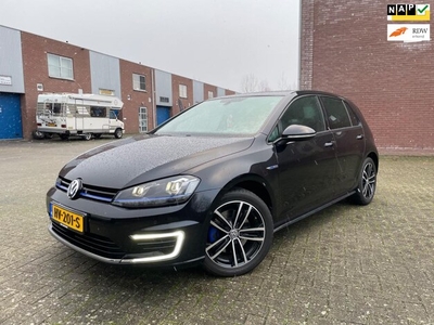 Volkswagen Golf Benzine