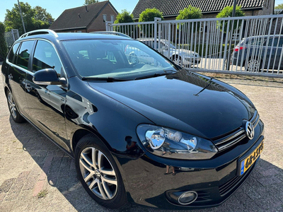 Volkswagen GOLF Variant 1.2 TSI Comfortline BlueMotion .