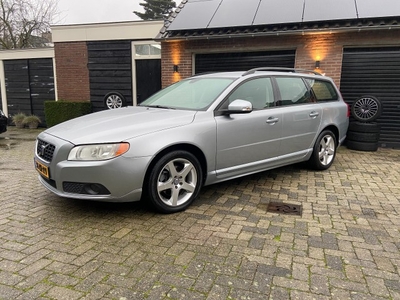 Volvo V 70 2.0 Momentum Youngtimer ! Leer cruise control trekhaak