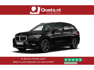 BMW X1 xDrive20i High Executive Sport Line - Panoramadak - Park/Driving assistant - Elektrische Achterklep - Elektrisch verwarmde voorstoelen - Getinte Ruiten - Sportstuur - Armsteun voor - Performance Control -