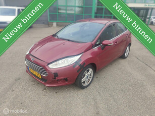 Ford Fiesta 1.0 101 PK,5 DEURS, AIRCO,47800 KM NAP ********