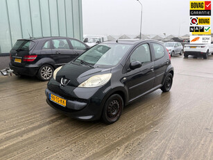 Peugeot 107 1.0-12V XS 5deurs airco electrische ramen schuifdak