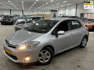 Toyota Auris 1.8 Full Hybrid Aspiration / NAVI MULTIEMEDIA / AUTOMAAT / HYBRID