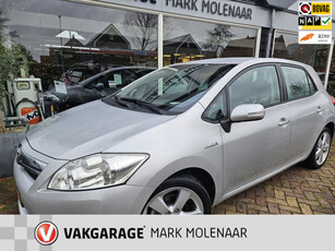 Toyota Auris 1.8 Full Hybrid Dynamic,oerdegelijke auto