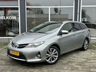 Toyota Auris 1.8 Hybrid Lease Pano Navi Rijklaar 1e eign