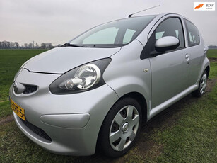 Toyota Aygo 1.0-12V |Airco|APK-Nieuw|elek.ramen|Bluetooth