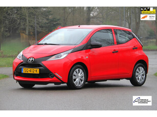 Toyota Aygo 1.0 VVT-i / Cruise control / Airco / Elektrische ramen / LED / Keurig nette Aygo van 1e eigenaar