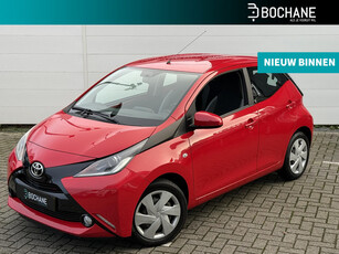 Toyota Aygo 1.0 VVT-i x-play | 5-deurs | Camera | Cruise | Airco | Onderhoudhistorie!