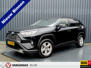 Toyota RAV4 2.5 Hybrid AWD Business Intro | Trekhaak afnb. | Bearlock | Stoelverw. | Parkeersensoren V&A | Navi | Camera | Prijs Rijklaar!!