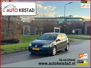 Volkswagen Golf 1.6 FSI Sportline 5-DEURS AIRCO/CRUISE! 1 JAAR APK!