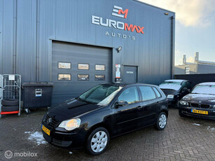 Volkswagen Polo 1.4-16V Comfortline. Met Nw Apk.nette auto.