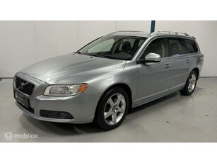 Volvo V70 3.0 T6 AWD Summum FOUR-C / DYNAUDIO