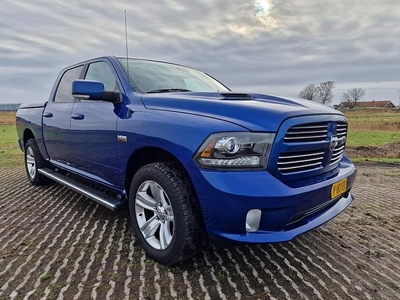 2017 Dodge Ram 1500 5.7 HEMI sport air suspension