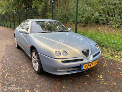 Alfa Romeo GTV YOUNGTIMER 1.8-16V T.Spark