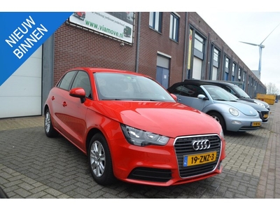 Audi A1 Sportback 1.2 TFSI Attraction Pro Line Business 1