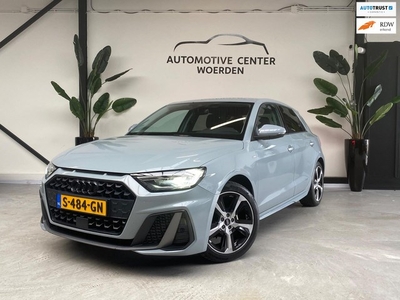 Audi A1 SPORTBACK 25 TFSI S Line Automaat Sfeerverlichting