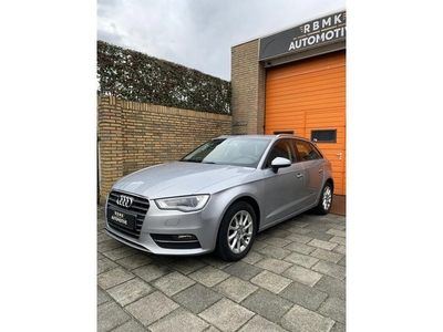 Audi A3 1.2 TFSI Ambiente Pro Line plus (bj 2015)