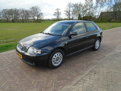 Audi A3 1.6 Attraction UNIEK 1E EIGENAAR (bj 2002)