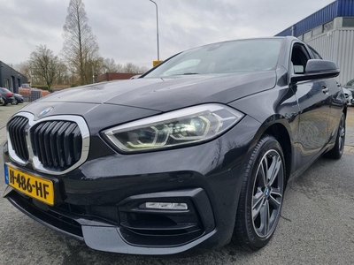 BMW 1-serie 118i Executive Edition Automaat