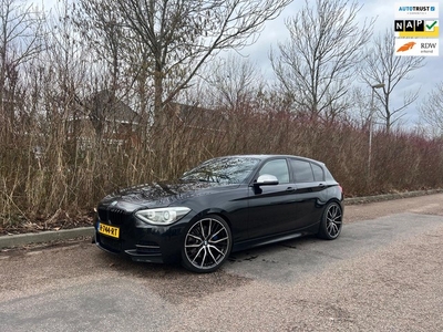 BMW 1-serie M135i xDrive High Executive/ Open dak/ Stage 1.