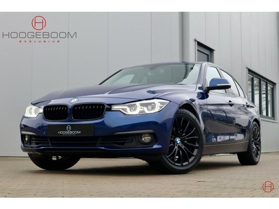 BMW 3-serie 318i Executive Automaat / Navigatie / PDC /