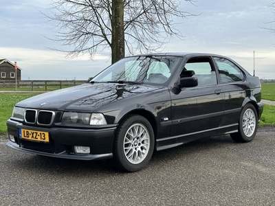 BMW 3 Serie Compact 316i Executive * M Edition * 1e