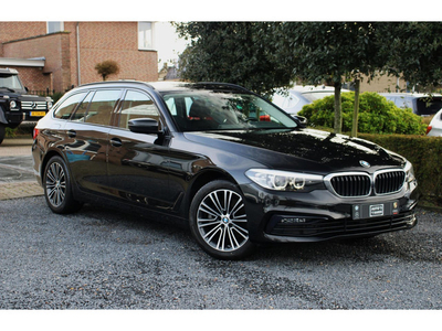 BMW 5-serie Touring 520i Executive Edition NL-Auto Leer Dealer onderH.