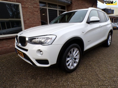 BMW X3 XDrive28i High Executive Automaat / Leder / Navi /