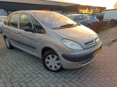 Citroen XSARA PICASSO-2.0i-16V Difference Airco-Cruise