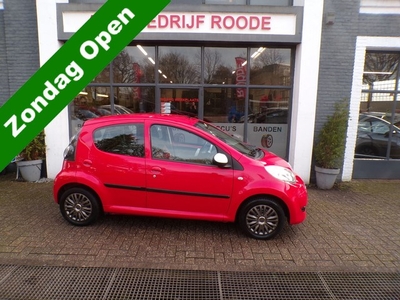 Citroën C1 1.0-12V 5-Drs Red & White TOP STAAT,AIRCO!