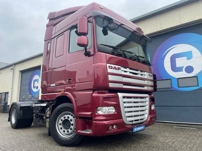 DAF XF 105 .460FT Euro 5 - Space Cab - Year 2012 - NL Truck!