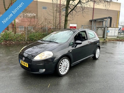 Fiat Grande Punto 1.4-16V Dynamic ZO INGERUILD DUS ZO WEG