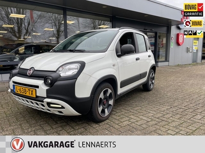 Fiat Panda 1.0 Hybrid City Cross Rijklaarprijs / 12 mnd