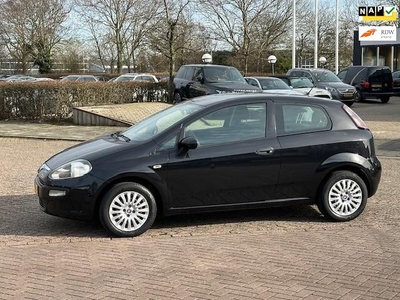 Fiat Punto Evo 1.2 Active,bj.2010,kleur:zwart,NAP met